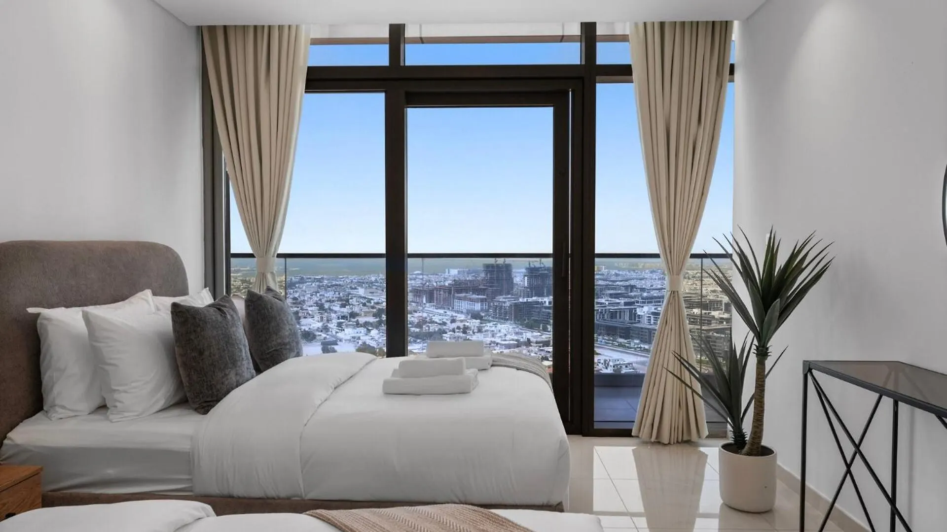 Paramount Midtown Residences - A Luxury 2 Bedroom Apartment Near Burj Khalifa And Dubai Mall 0*,