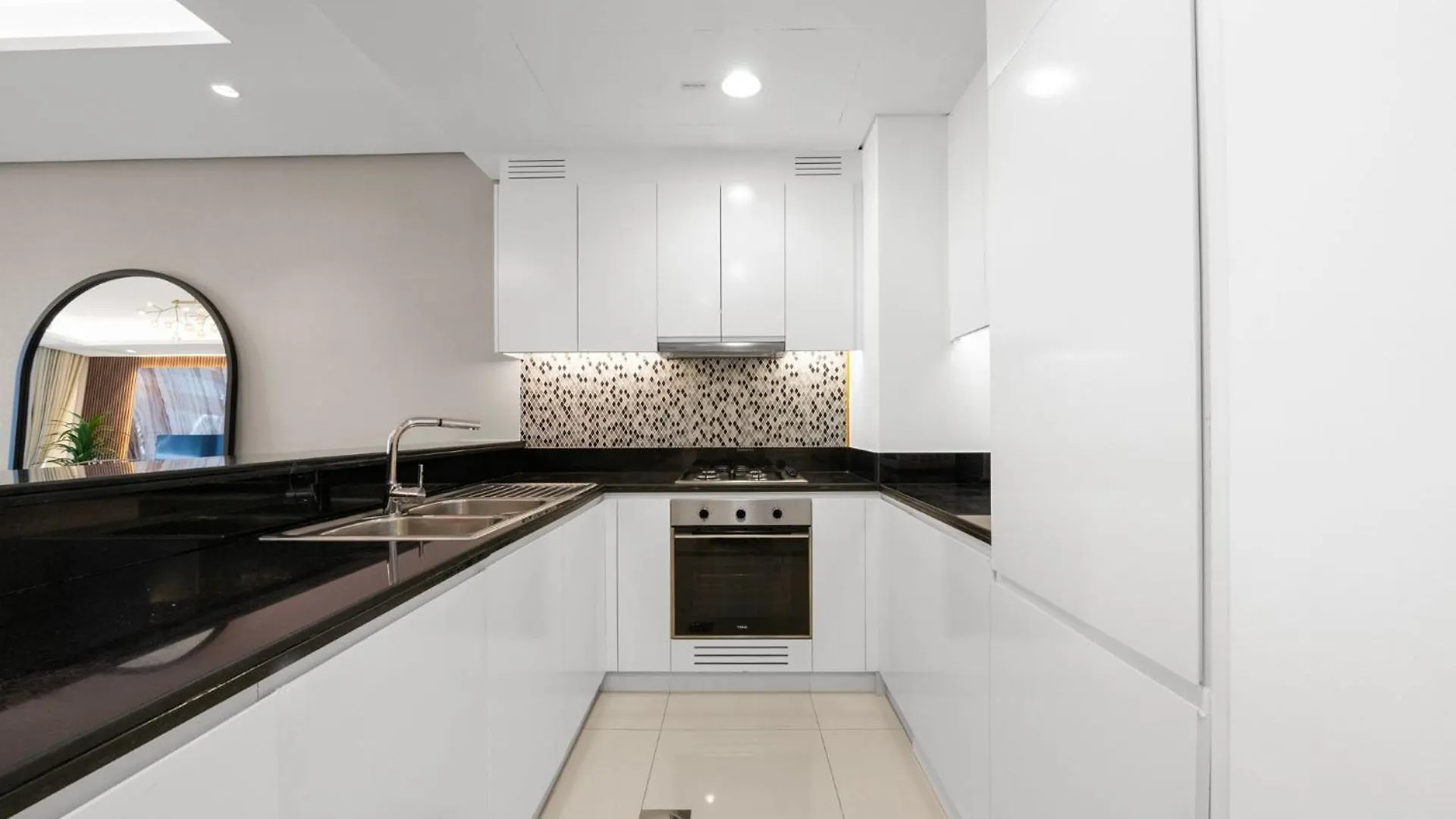 Paramount Midtown Residences - A Luxury 2 Bedroom Apartment Near Burj Khalifa And Dubai Mall